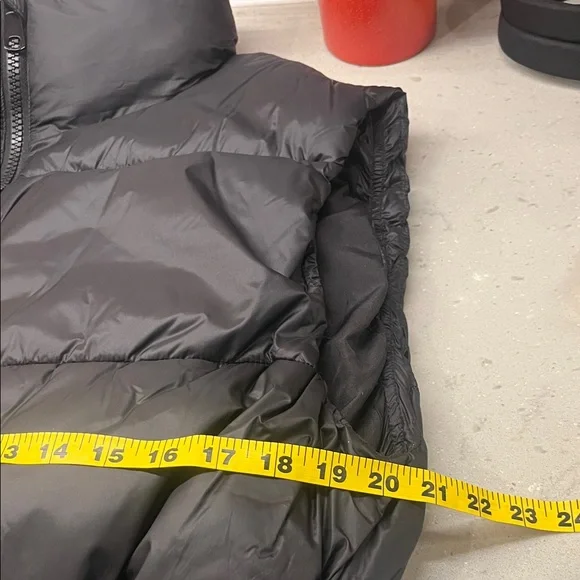 H&M Black Puffer Vest - Picture 8 of 9